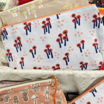 【超希少】うさまる BRUNO クラウドクロック メキシカン お化け屋敷 ピエ〜 きのこマーケット | 大阪の植物園-咲くやこの花館－